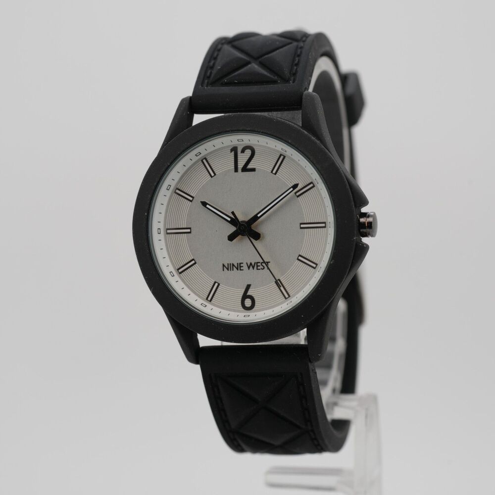 Nine West Black Sport Style Rubber P021J Quartz Watch Silver Dial 36mm Cleaned